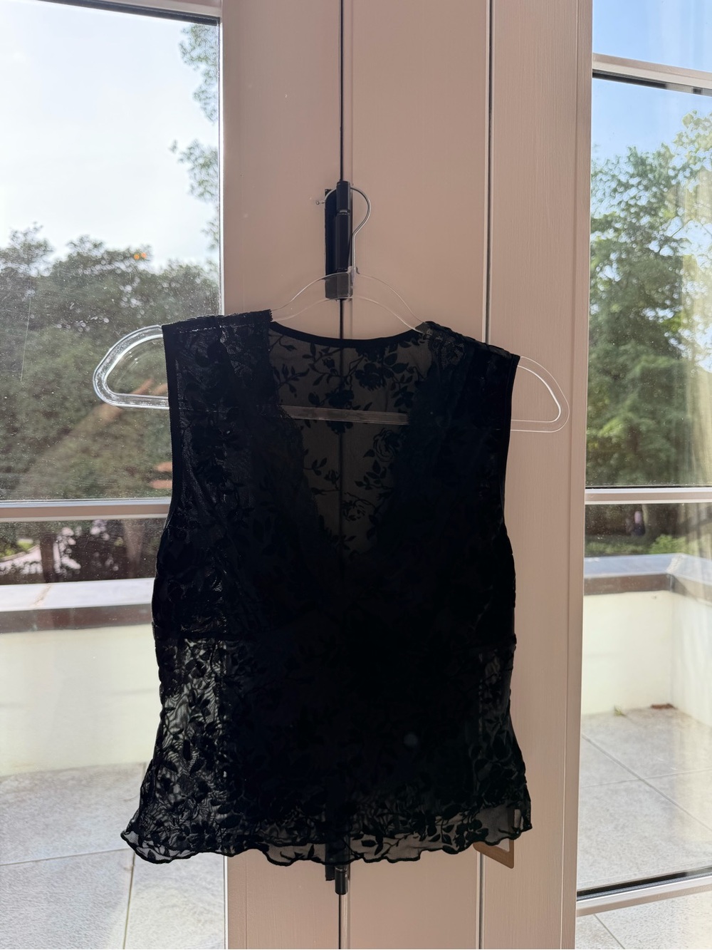 RIHOAS Black Lace V-Neck Sleeveless Top